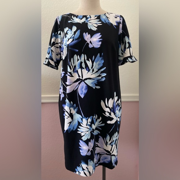 Vince Camuto Dresses & Skirts - Vince Camuto dress size 18W